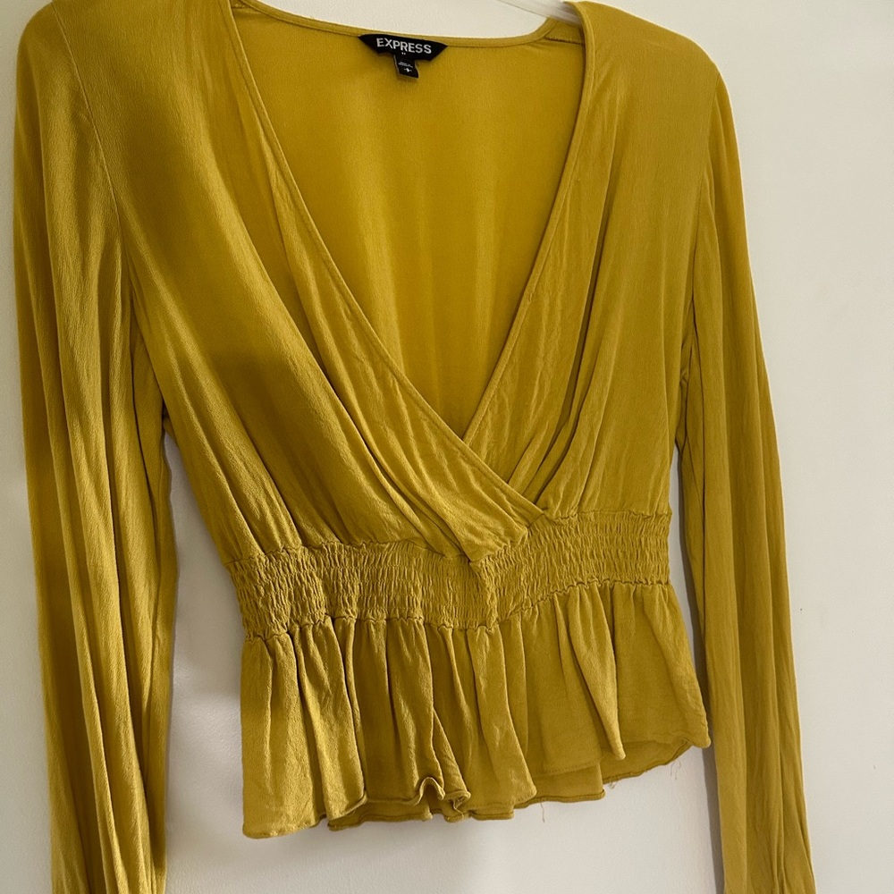 Express Long-Sleeve Gold/Yellow Top
